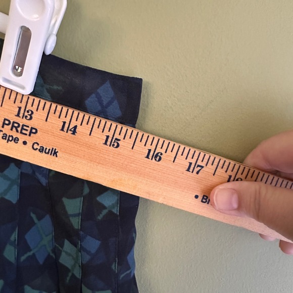 Express Vintage Pleated Skirt Diamond Print Blue 11/12 Argyle Preppy Academia - Picture 6 of 9